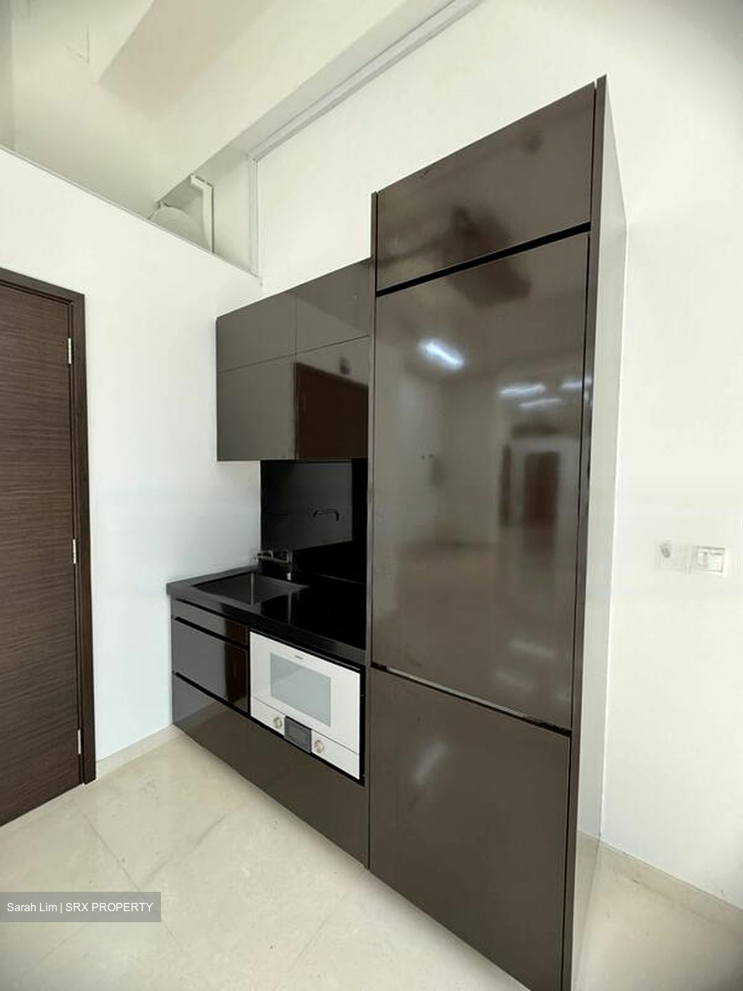 Eon Shenton (D2), Office #479510371